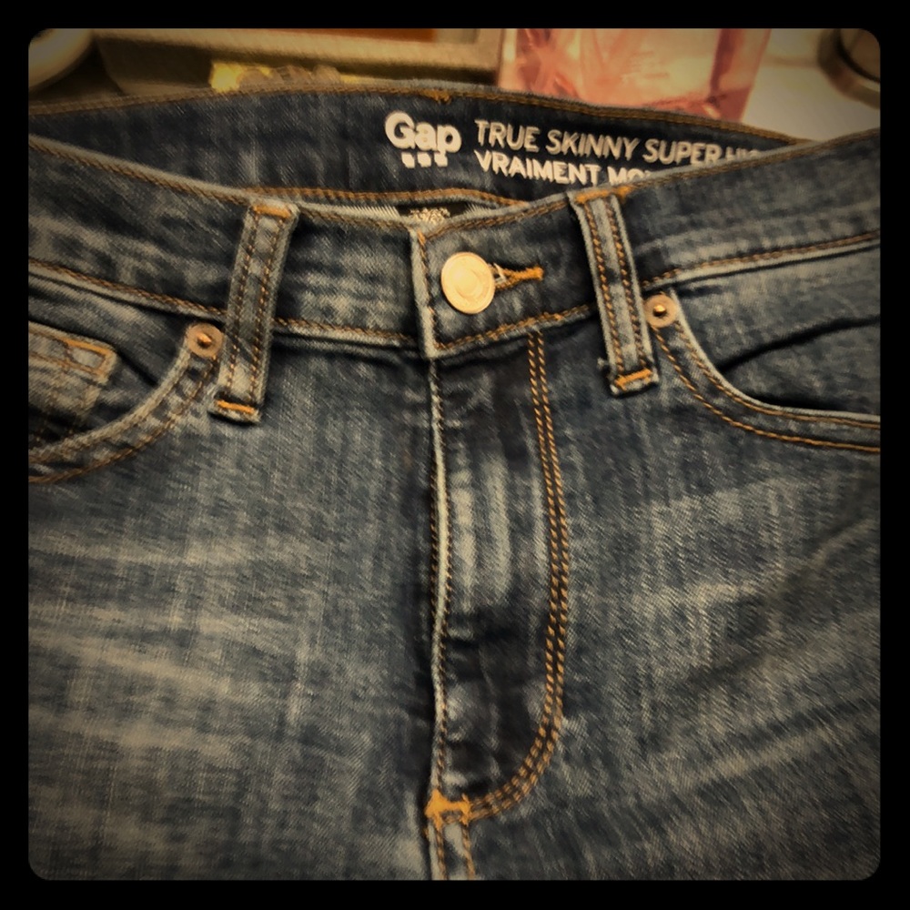 Size 27 GAP skinny high waist jeans